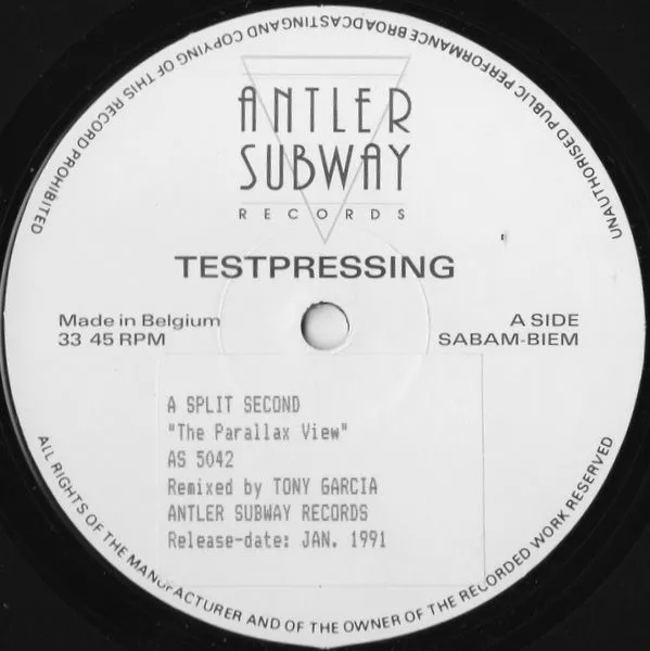 A Split - Second — The Parallax View, cover art