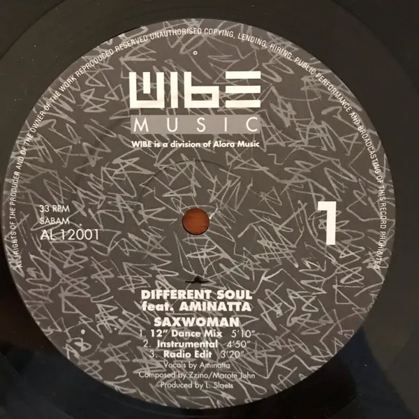 Different Soul Featuring Aminatta — Saxwoman, cover art